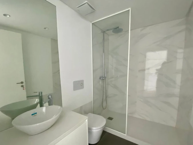 Apartamento T2 para Venda em Arroios Foto 35