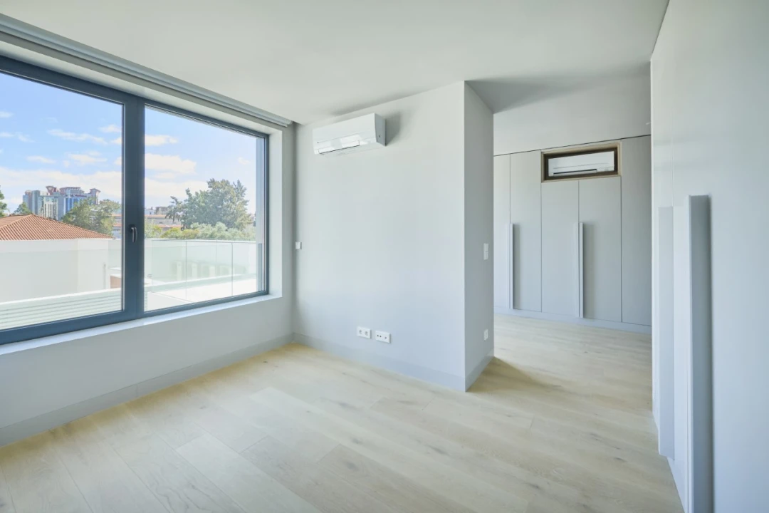Apartamento T1 para Venda em Avenidas Novas Foto 6