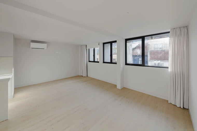 Apartamento T2 para Venda em Avenidas Novas Foto 2