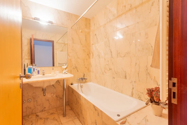 Apartamento T5 para Venda em Aldoar, Foz do Douro e Nevogilde Foto 13