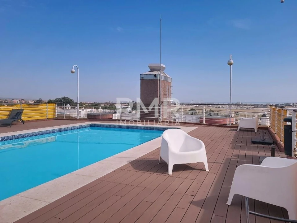 Apartamento T1 para Arrendamento em Lumiar Foto 20