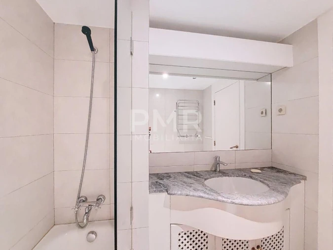 Apartamento T1 para Arrendamento em Lumiar Foto 17