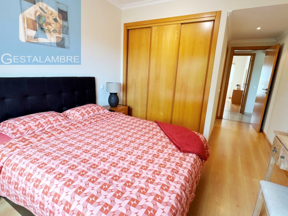 Apartamento T2 para Venda em Albufeira e Olhos de Água Foto 14