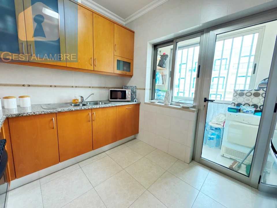Apartamento T2 para Venda em Albufeira e Olhos de Água Foto 27