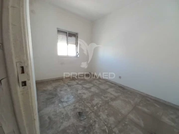 Apartamento T1 para Venda em Baixa da Banheira e Vale da Amoreira
