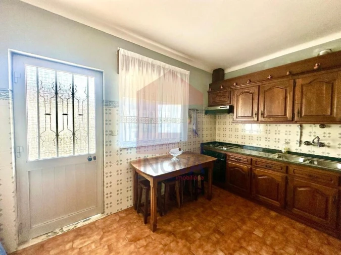 Moradia T3 para Venda em Ponte da Barca, V.N. Muía, Paço Vedro Magalhães Foto 5