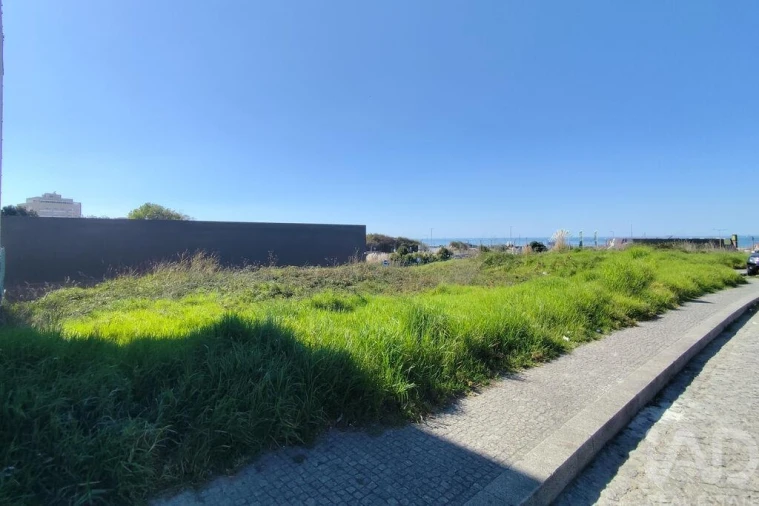 Terreno para Venda em Anta e Guetim Foto 8