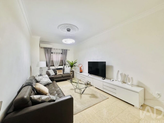 Apartamento T3 para Venda em Fernao Ferro Foto 4