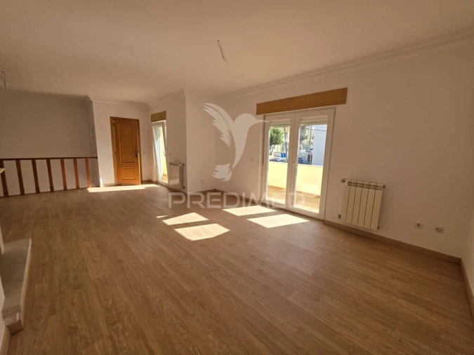 Apartamento T3 para Venda em Alcabideche Foto 8
