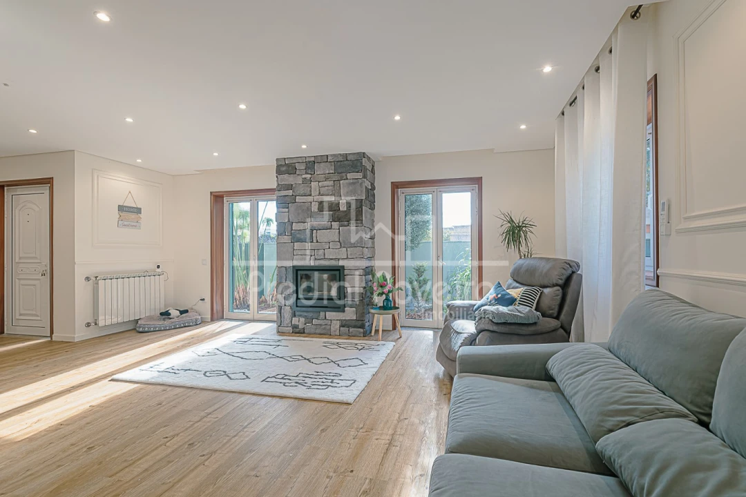 Moradia T4 para Venda em Póvoa de Varzim, Beiriz e Argivai Foto 1