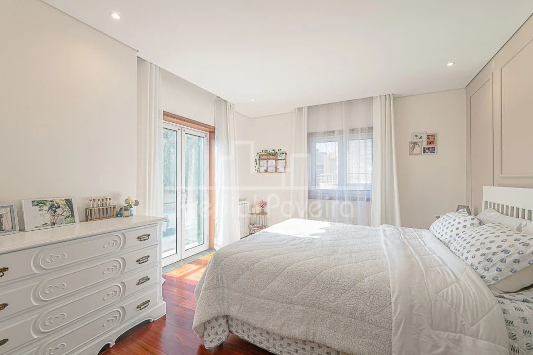 Moradia T4 para Venda em Póvoa de Varzim, Beiriz e Argivai Foto 10