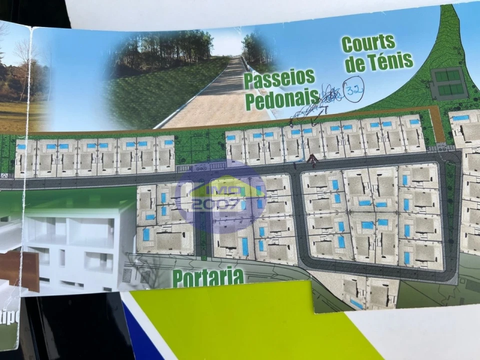 Terreno para Venda em Serzedo e Perosinho Foto 2