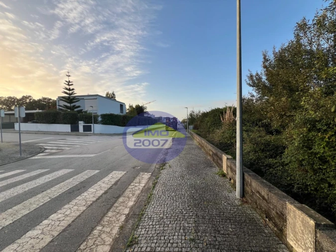 Terreno para Venda em Serzedo e Perosinho Foto 10