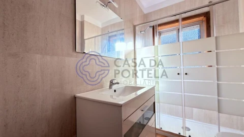 Apartamento T2 para Venda em Gondomar (São Cosme), Valbom e Jovim