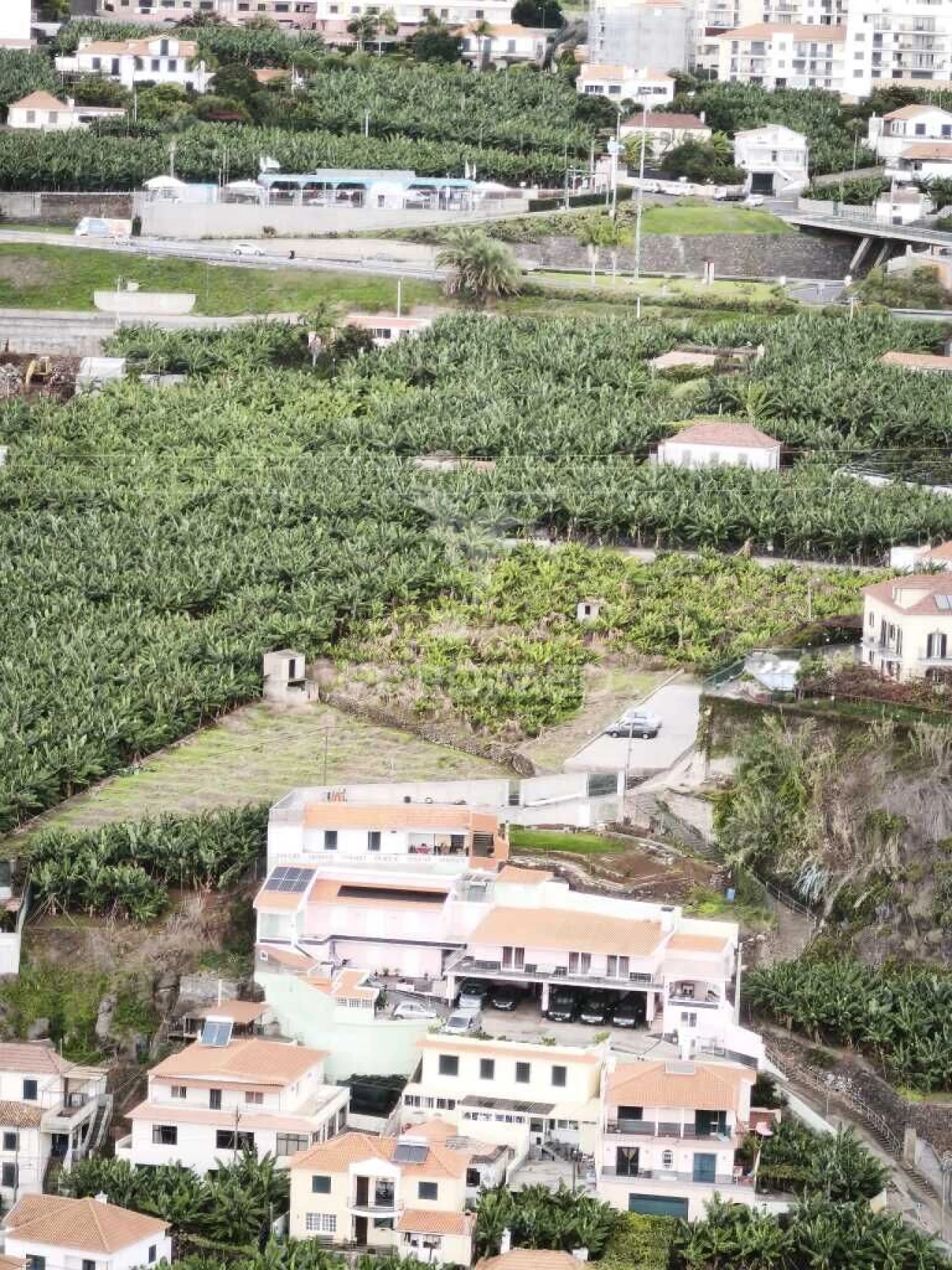 Terreno para Venda em Camara de Lobos Foto 1