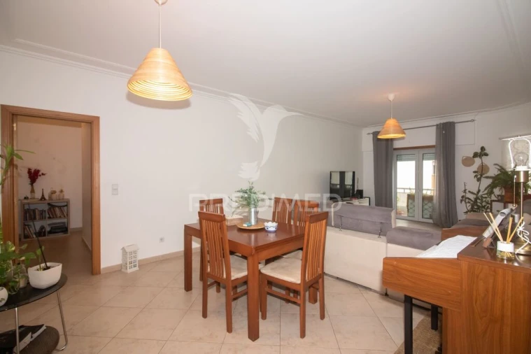 Apartamento T3 para Venda em Carregado e Cadafais Foto 4