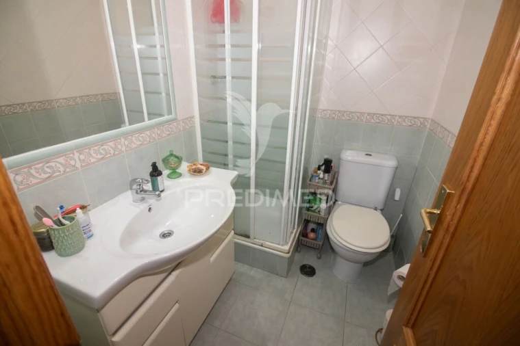 Apartamento T3 para Venda em Carregado e Cadafais Foto 9