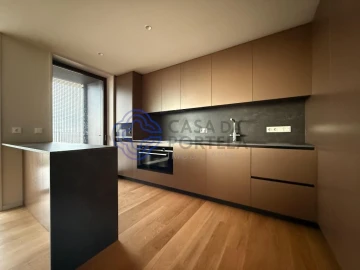 Apartamento T4 para Venda em Santa Marinha e São Pedro da Afurada