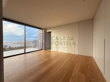 Apartamento T4 para Venda em Santa Marinha e São Pedro da Afurada