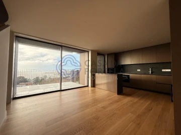 Apartamento T4 para Venda em Santa Marinha e São Pedro da Afurada