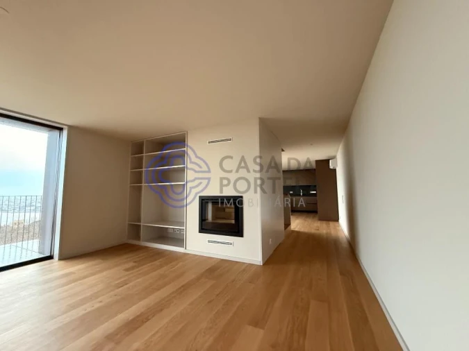 Apartamento T4 para Venda em Santa Marinha e São Pedro da Afurada Foto 4