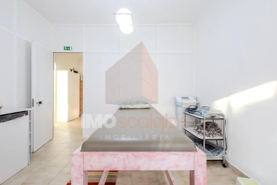 Loja para Venda em Romeira e Várzea Foto 3