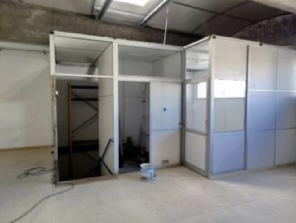 Armazém para Arrendamento em São Domingos de Rana Foto 3