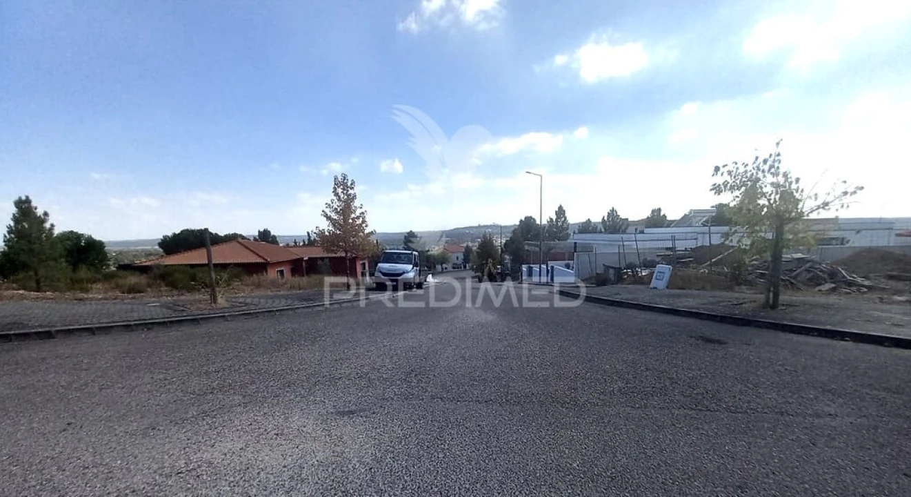 Moradia T4 para Venda em Constancia Foto 9