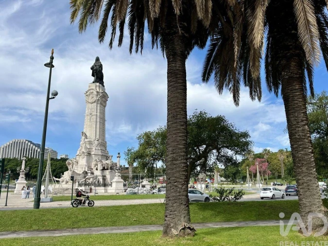 Apartamento T1 para Venda em Santo António Foto 16