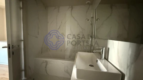 Apartamento T3 para Venda em Santa Marinha e São Pedro da Afurada