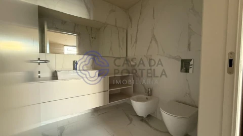Apartamento T3 para Venda em Santa Marinha e São Pedro da Afurada