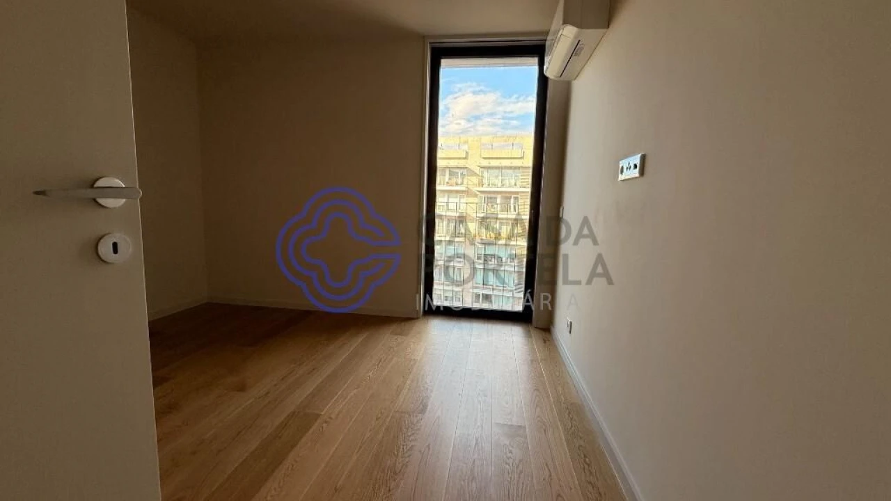 Apartamento T3 para Venda em Santa Marinha e São Pedro da Afurada Foto 13