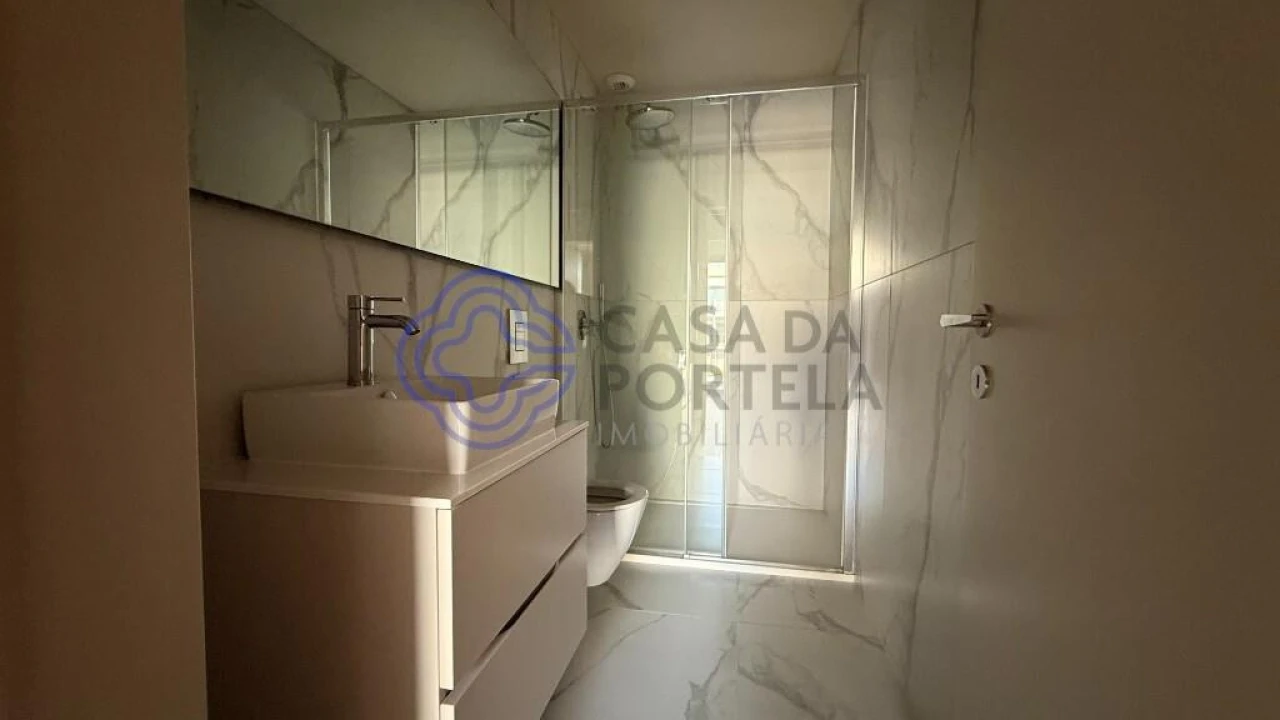 Apartamento T3 para Venda em Santa Marinha e São Pedro da Afurada Foto 16