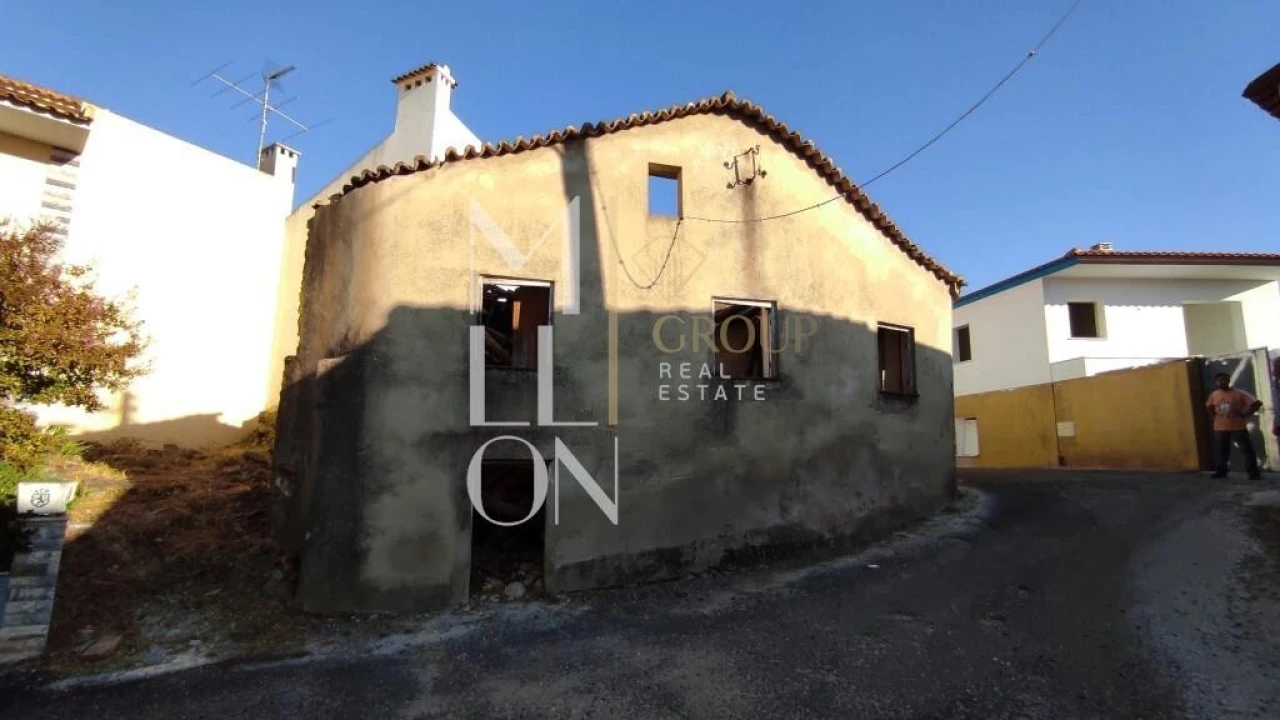 Moradia T4 para Venda em Carregueira Foto 1