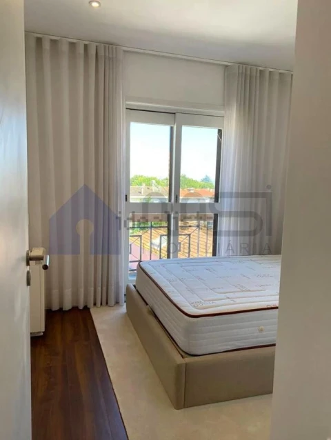 Apartamento T2 para Arrendamento em Paranhos