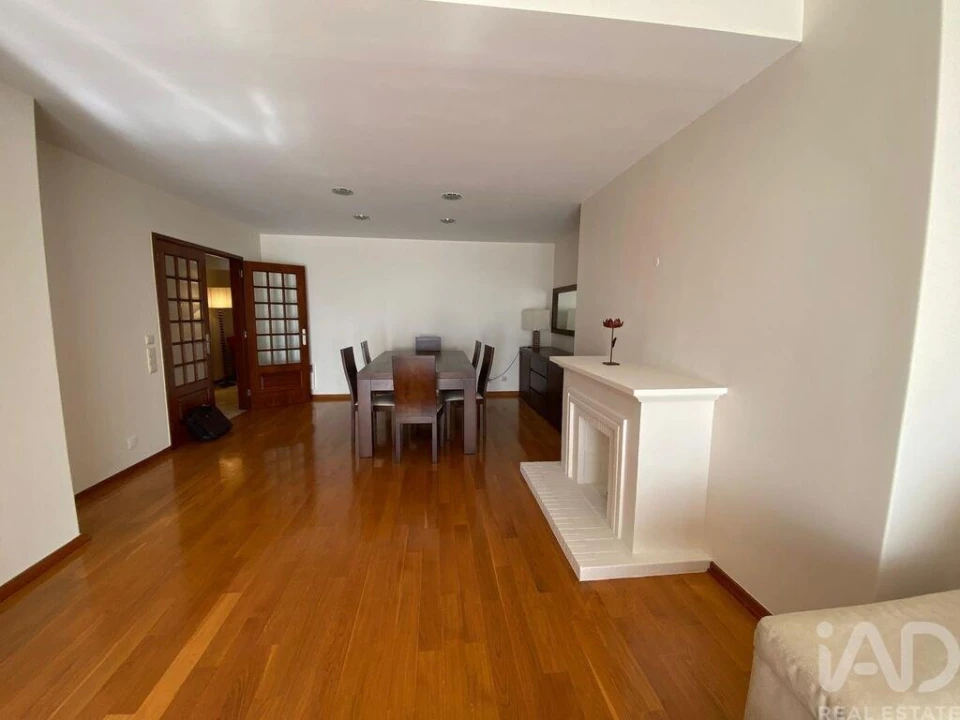 Apartamento T4 para Arrendamento em Cedofeita, Santo Ildefonso, Sé, Miragaia, São Nicolau e Vitória Foto 7