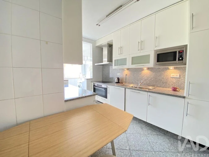 Apartamento T4 para Arrendamento em Cedofeita, Santo Ildefonso, Sé, Miragaia, São Nicolau e Vitória Foto 15