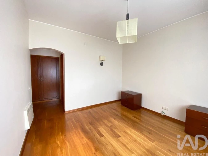 Apartamento T4 para Arrendamento em Cedofeita, Santo Ildefonso, Sé, Miragaia, São Nicolau e Vitória Foto 27