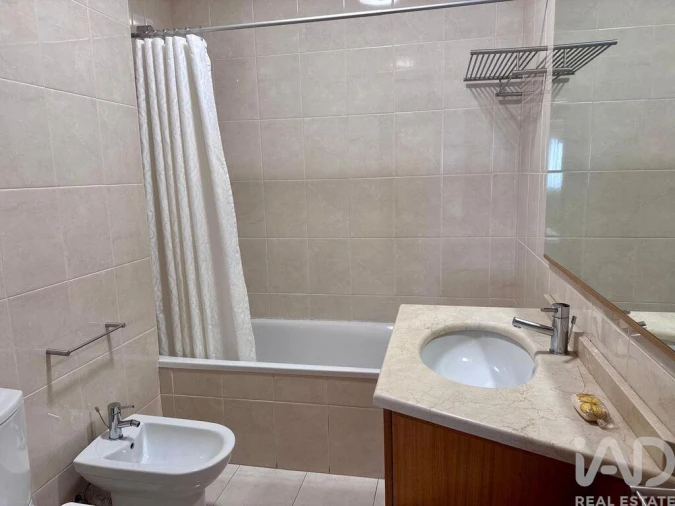 Apartamento T4 para Arrendamento em Cedofeita, Santo Ildefonso, Sé, Miragaia, São Nicolau e Vitória Foto 28