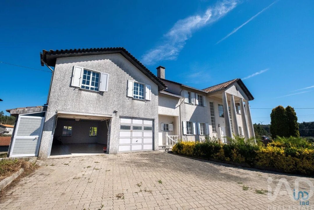 Moradia T4 para Venda em Figueira de Lorvão Foto 2