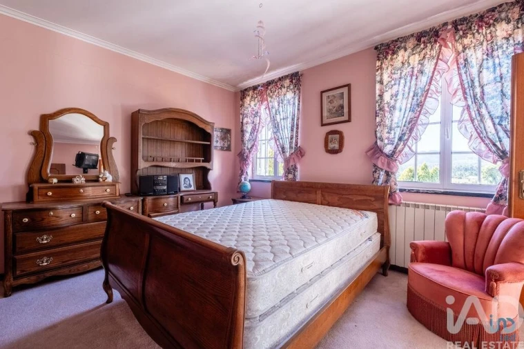 Moradia T4 para Venda em Figueira de Lorvão Foto 27