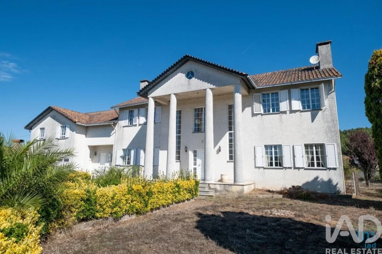 Moradia T4 para Venda em Figueira de Lorvão Foto 1