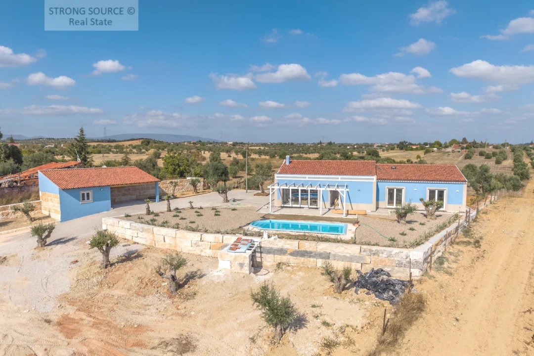 Quinta T4 para Venda em São Vicente do Paul e Vale de Figueira Foto 2