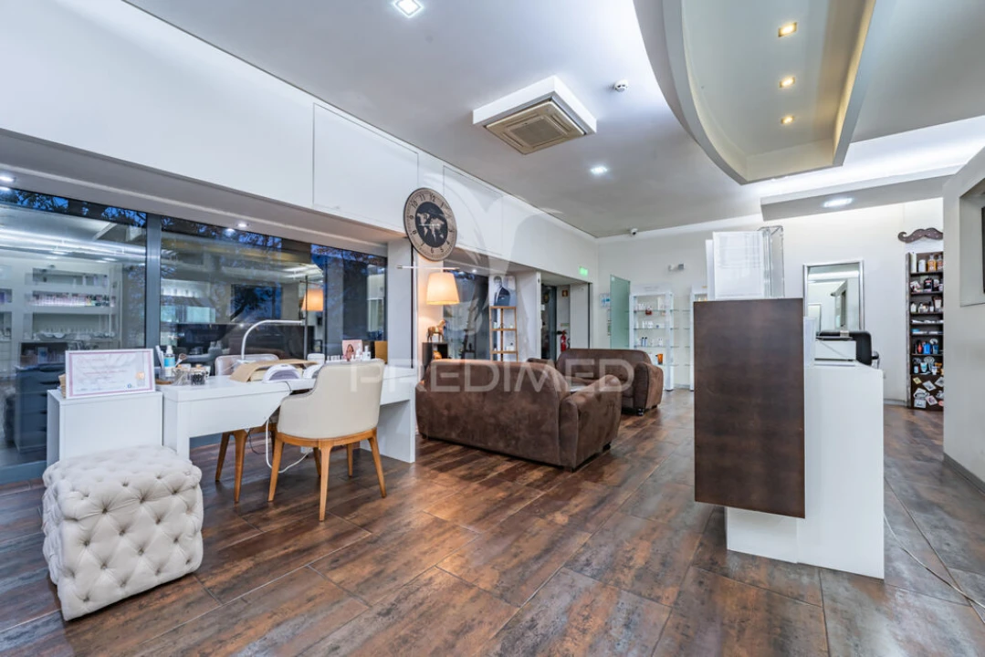 Loja para Venda em Santa Marinha e São Pedro da Afurada Foto 6