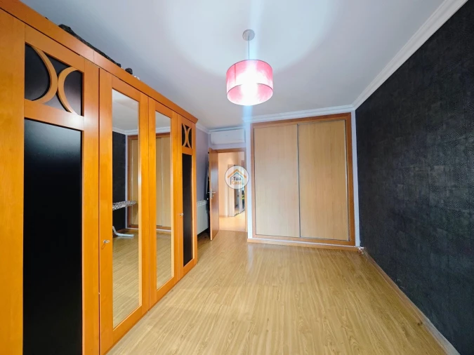 Apartamento T3 para Venda em Olhão Foto 31