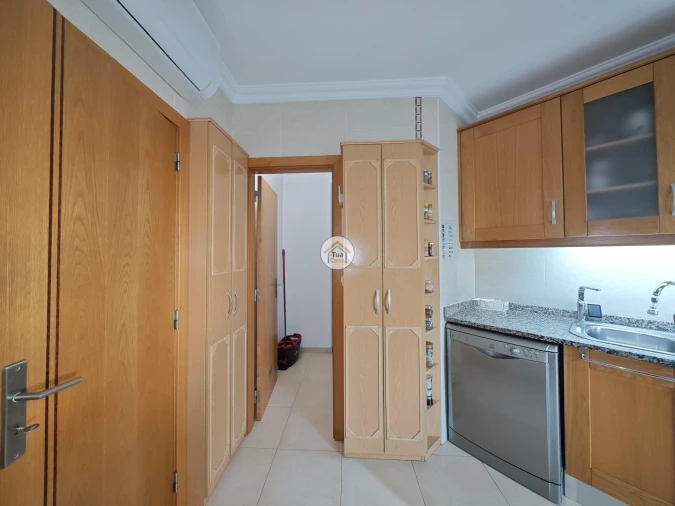 Apartamento T3 para Venda em Olhão Foto 18