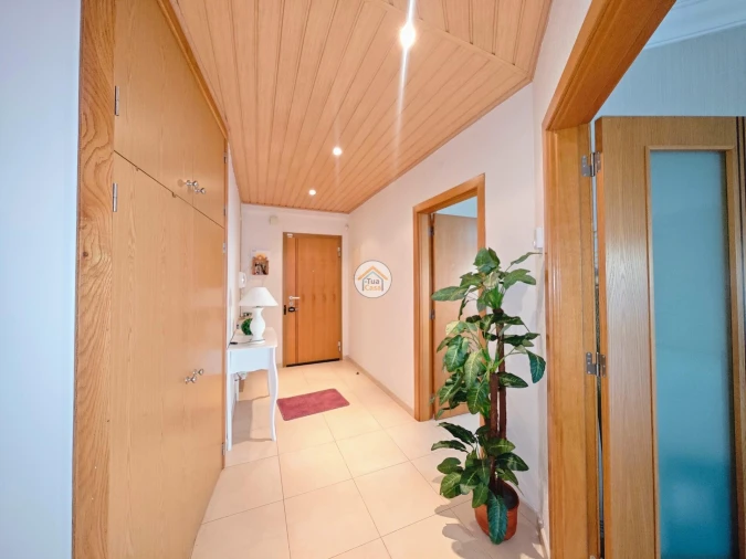 Apartamento T3 para Venda em Olhão Foto 1