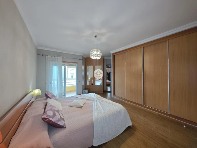 Apartamento T3 para Venda em Olhão Foto 4