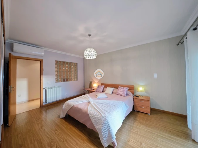 Apartamento T3 para Venda em Olhão Foto 3