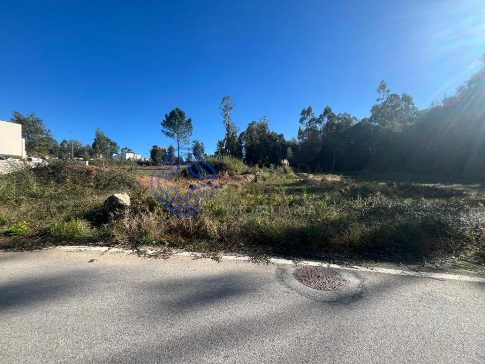 Terreno para Venda em São Miguel do Souto e Mosteirô Foto 16
